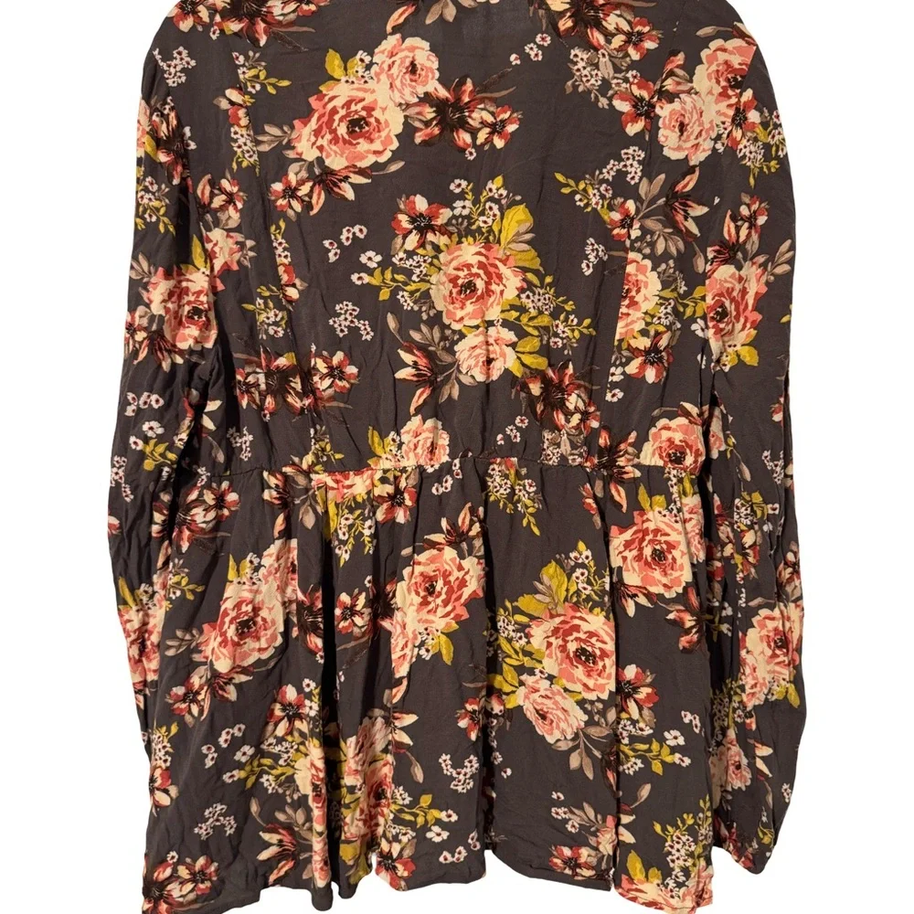 Torrid Babydoll Floral Peplum Blouse Charcoal Floral Boho Size 1x - Picture 5 of 8